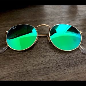Raybans round green sunglasses